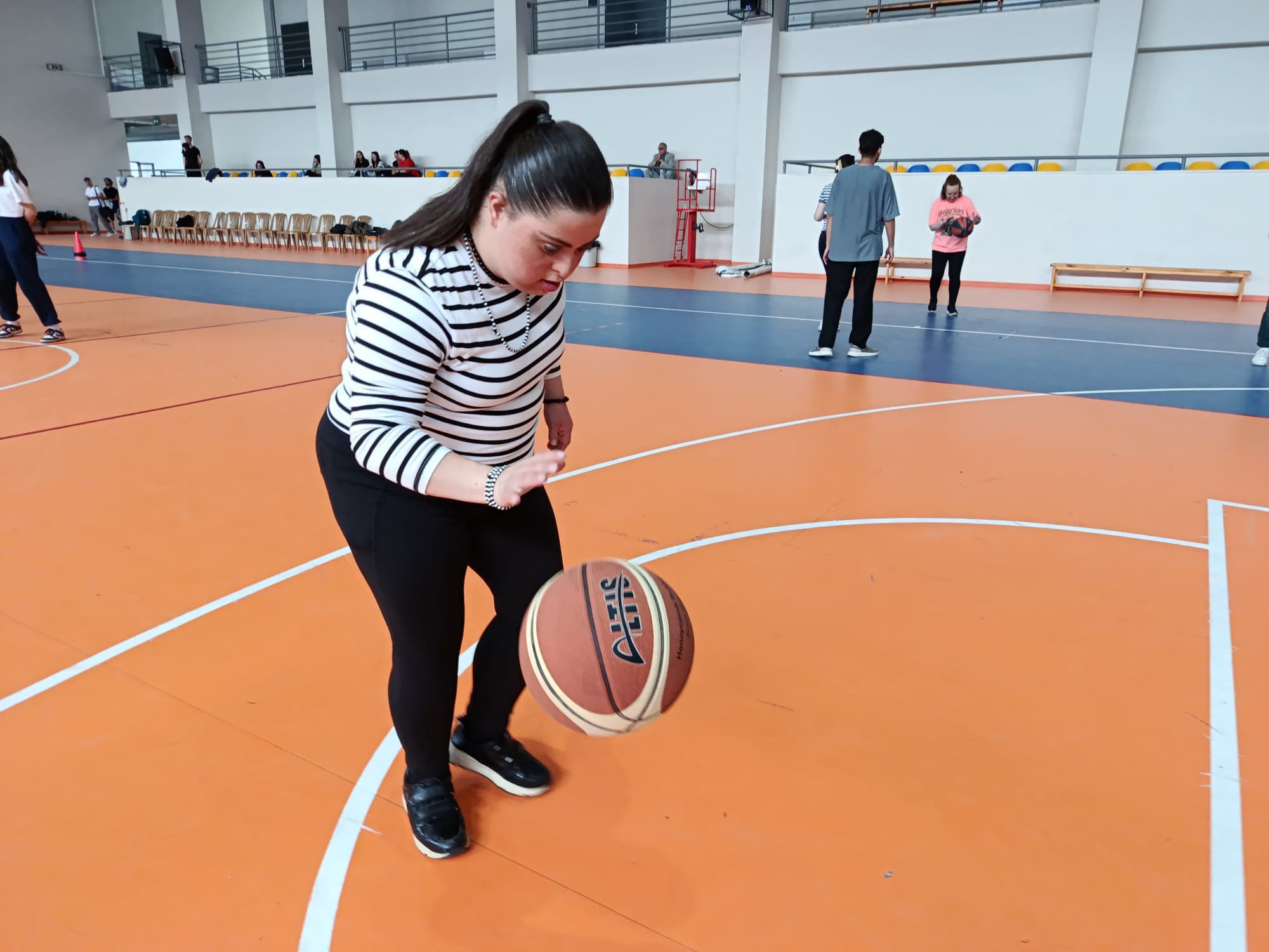 Trakya Üniversitesi, engelli bireylerin spor yönetimindeki rolünü ve yaşam kalitelerini artırmayı hedefleyen öncü bir çalışmaya imza atıyor. 